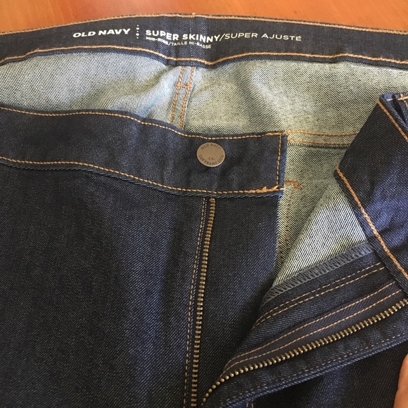 Old Navy Super Skinny Jeans, Size 26 - Picture 3 of 5
